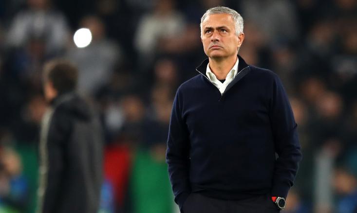 Mourinho left fuming after loss to Everton