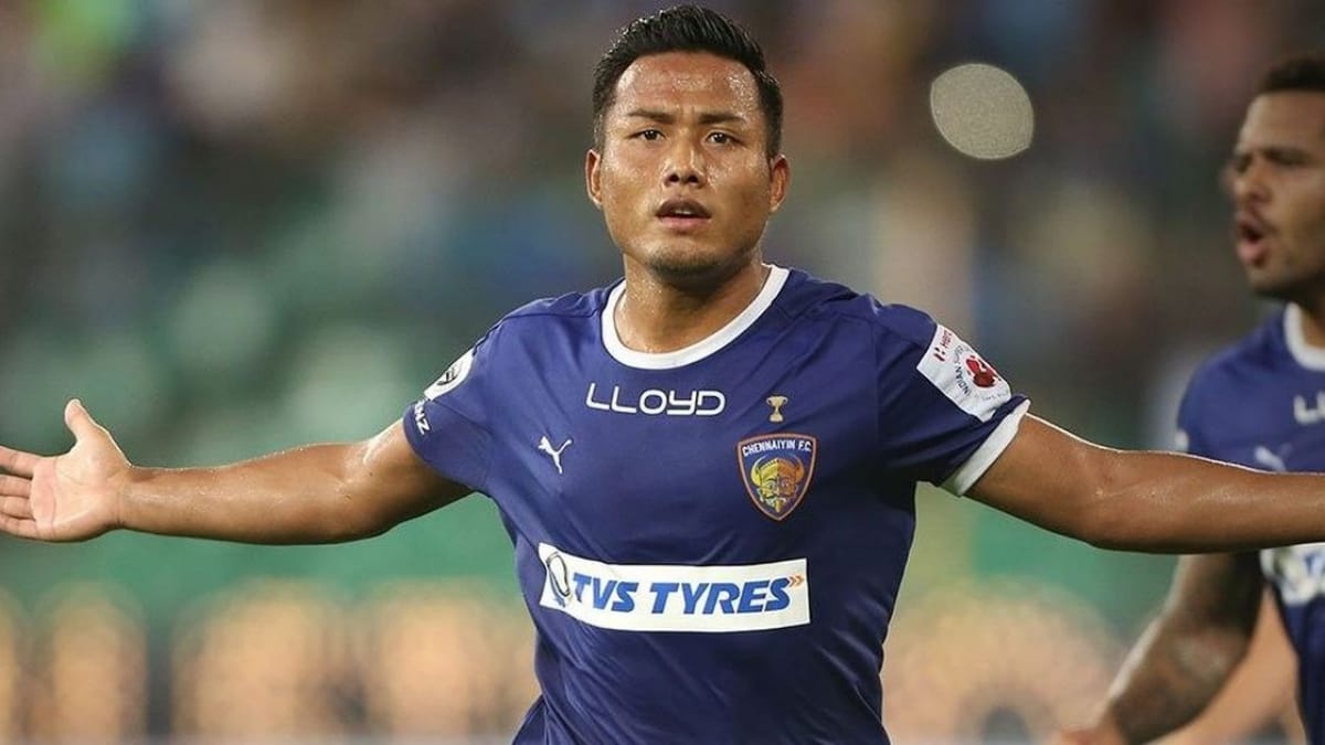 Jeje Lalpekhlua joins new ISL team East Bengal