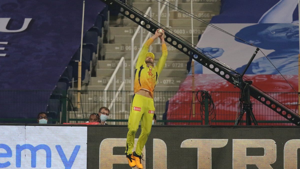 IPL 2020: WATCH Faf du Plessis pulling off two brilliant boundary line catches