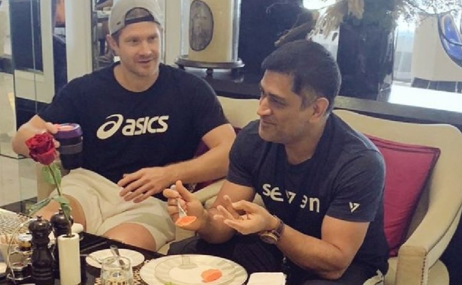 IPL 2020: MS Dhoni catchup with Shane Watson after the completion of quarantine