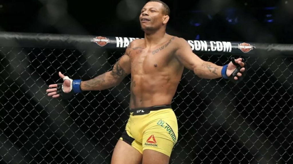 Alex Oliveira