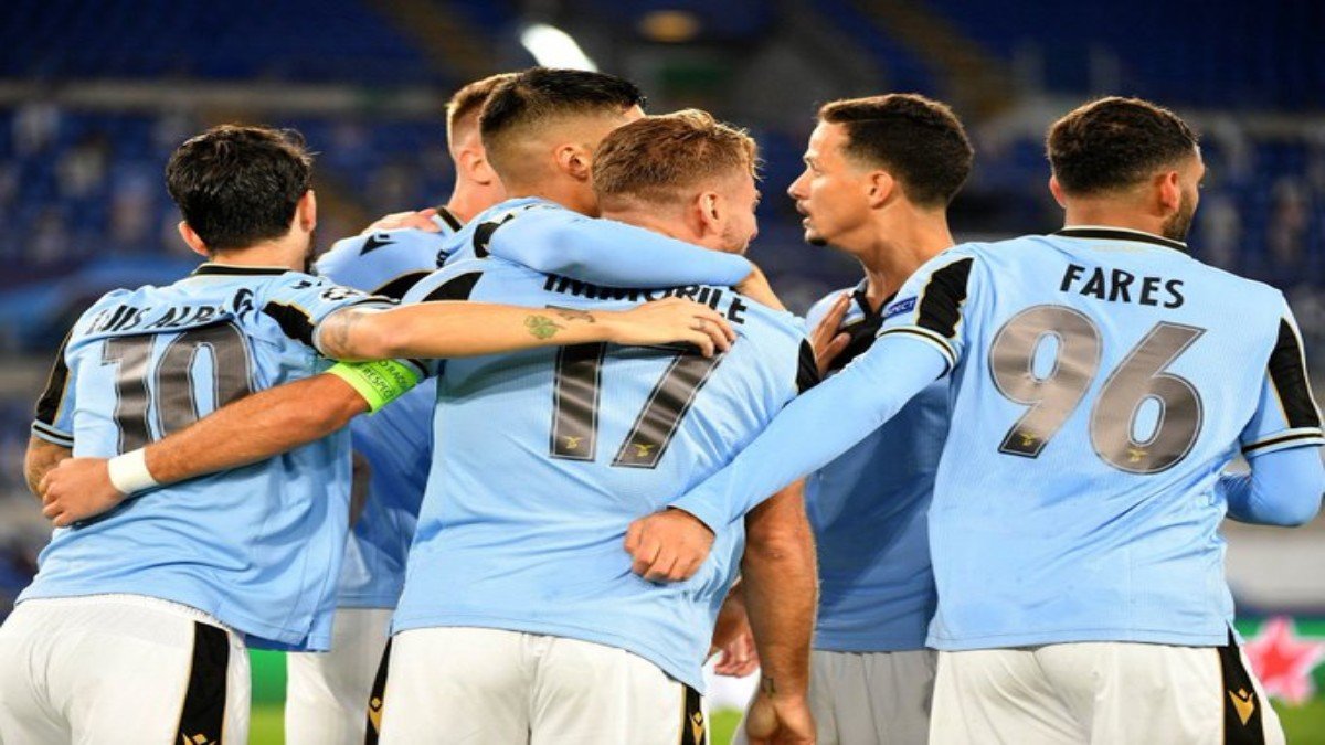 UEFA Champions League: Lazio vs Dortmund