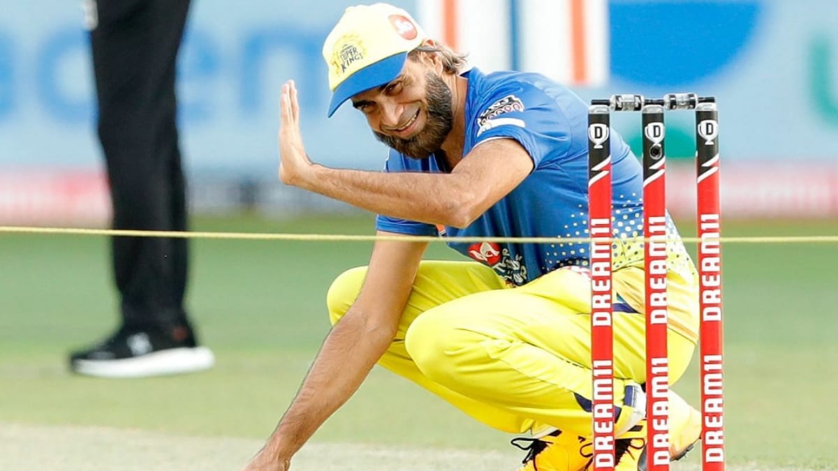 Imran Tahir Net Worth, Cricket Career, Endorsement, Parents, Wife and more