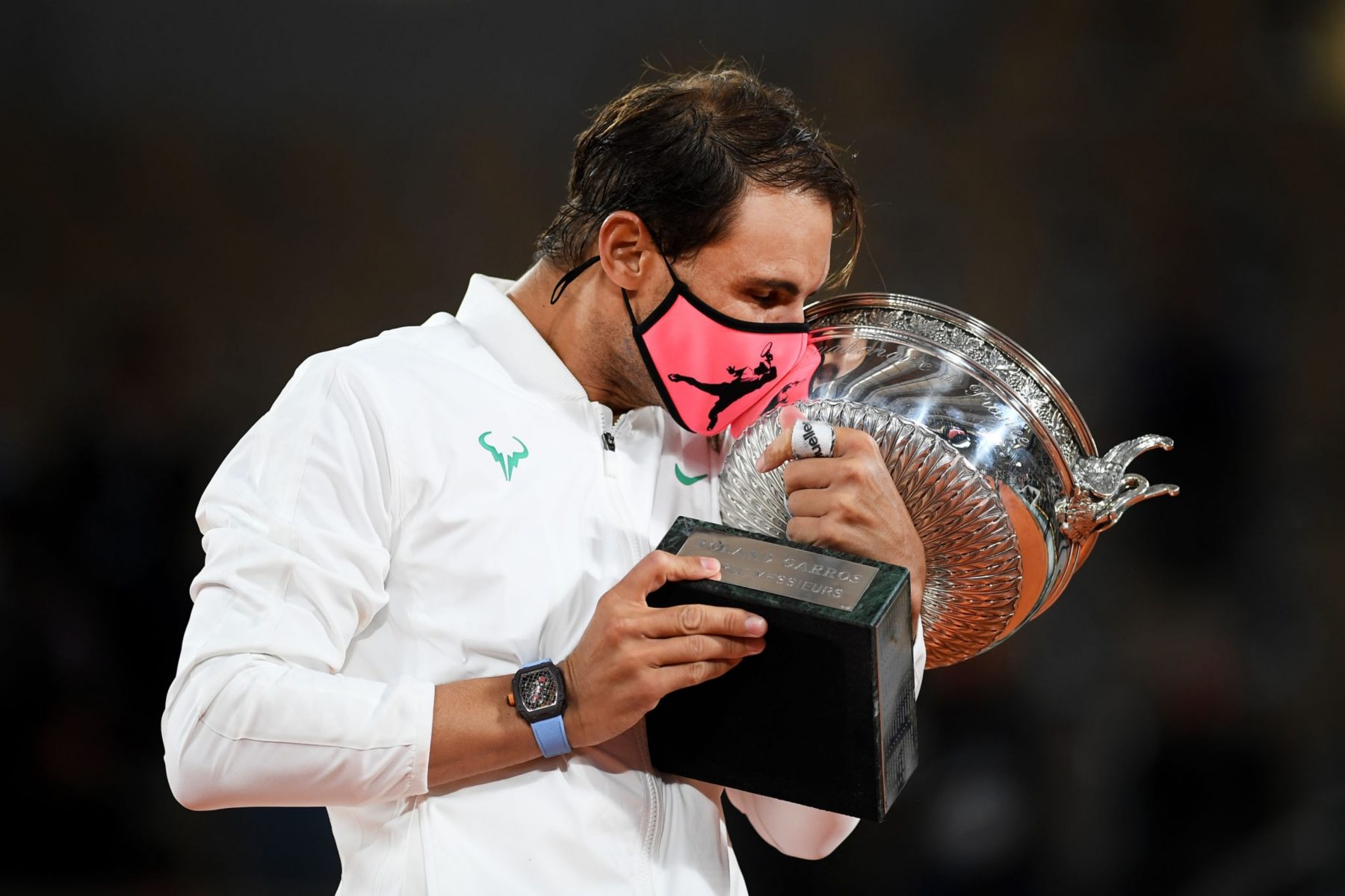 “Everything may change, but not the King of Clay,” Twitter applauds Rafa as he claims his 13th Roland Garros title