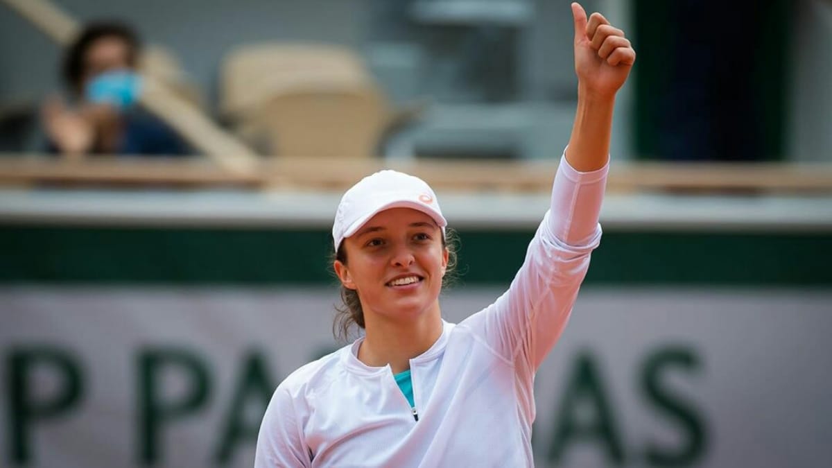 “It all seems so unreal,” says Iga Swiatek after making it to the French Open 2020 final