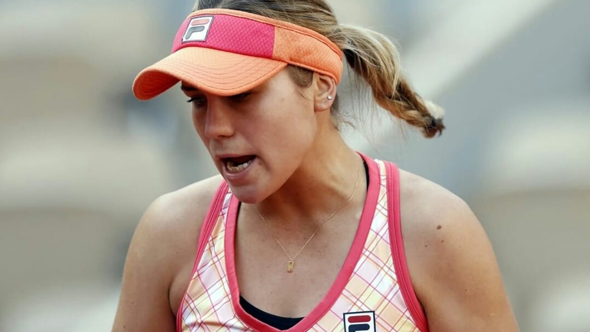 French Open 2020: Sofia Kenin overcomes Petra Kvitová to set up a title clash with Iga Świątek at Roland Garros