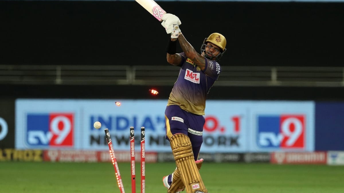 IPL 2020: ‘Would be stupid not to continue with Sunil Narine as opener’ – KKR mentor David Hussey