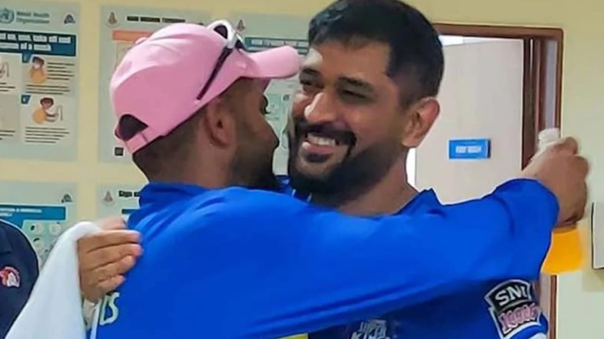 IPL 2020: Suresh Raina congratulates CSK skipper MS Dhoni for breaking his record