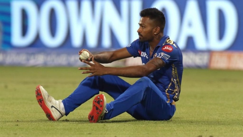 Hardik Pandya bowling