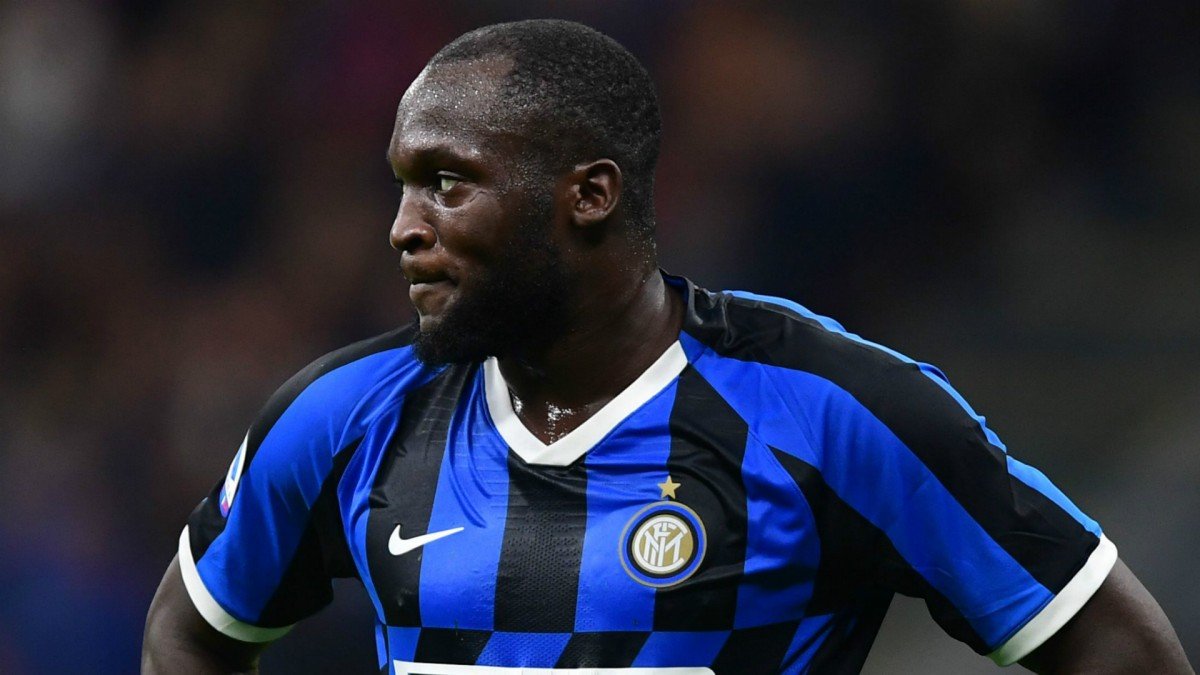 “Has 103 kg to carry on his shoulders,” Romelu Lukaku’s overweight responsible for him being benched in Champions League clash, says Inter Milan CEO