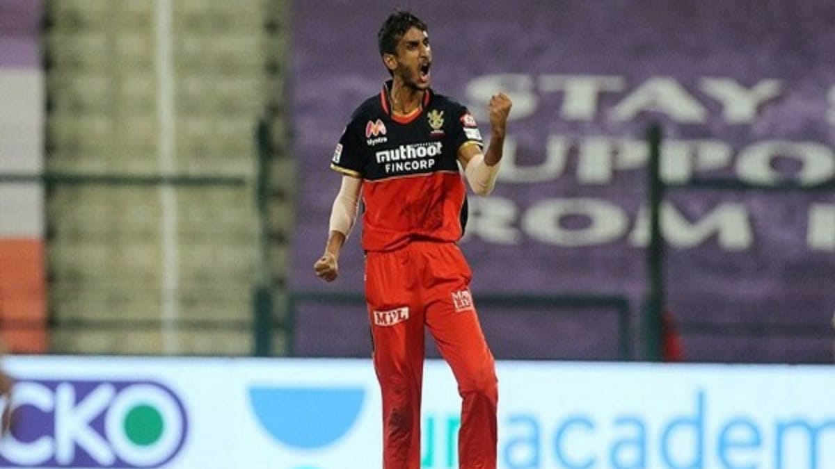 IPL 2020 : “Shikhar Dhawan’s wicket was a special feeling,” Shahbaz Ahmed on maiden IPL wicket