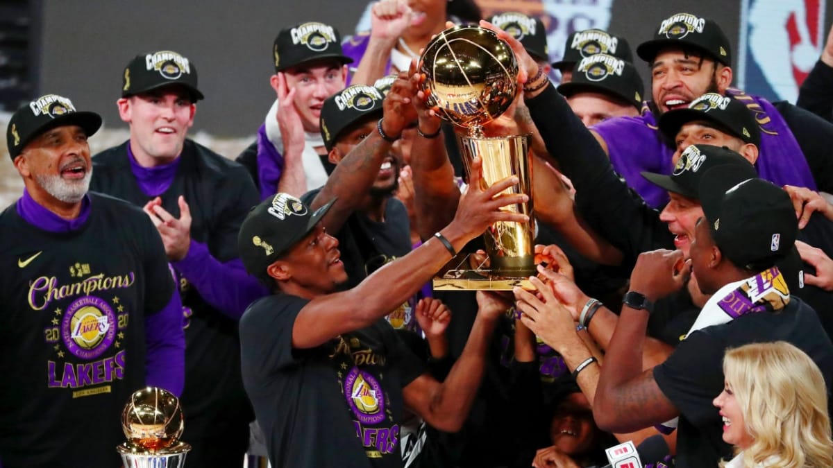 Los Angeles Lakers’ Assistant Coach recreates 2019-20 championship parade in NBA 2K21