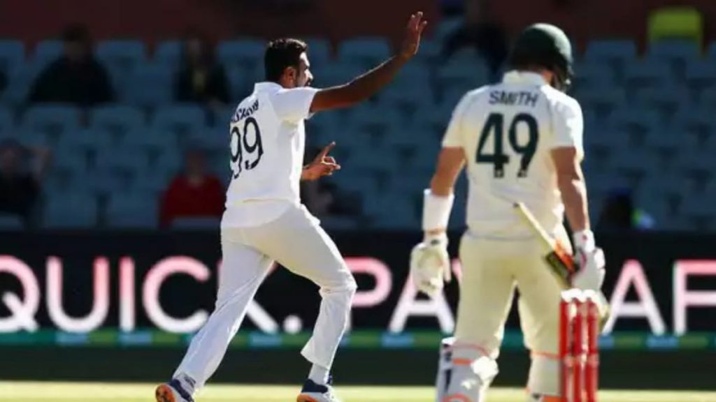 Ravichandran Ashwin celebrates Steve Smith's wicket