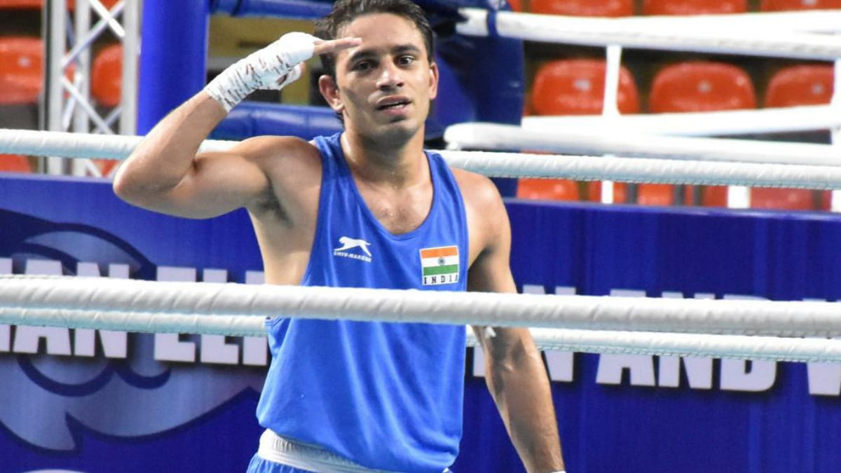 Amit Panghal clinches gold at Boxing World Cup; Satish Kumar sustains injury and settles for silver