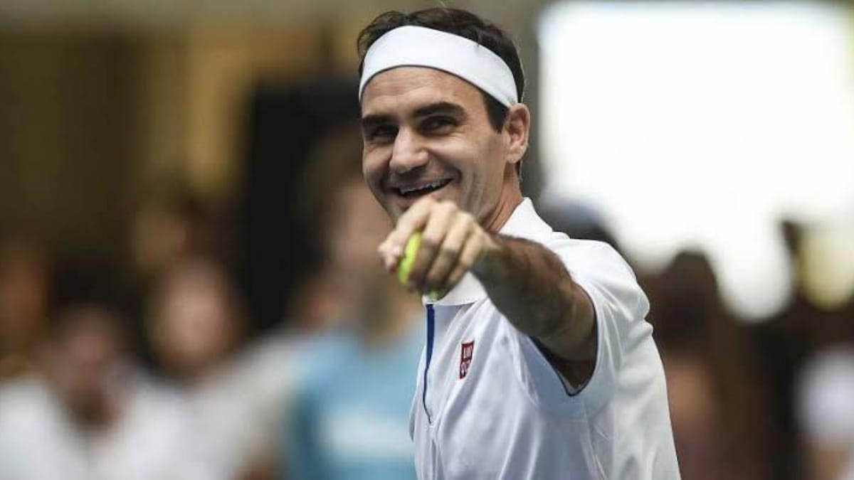 “Thanks for wanting to see me back on the tour,” Roger Federer delivers a heartfelt message after winning his 18th consecutive Fans’ Favourite Award