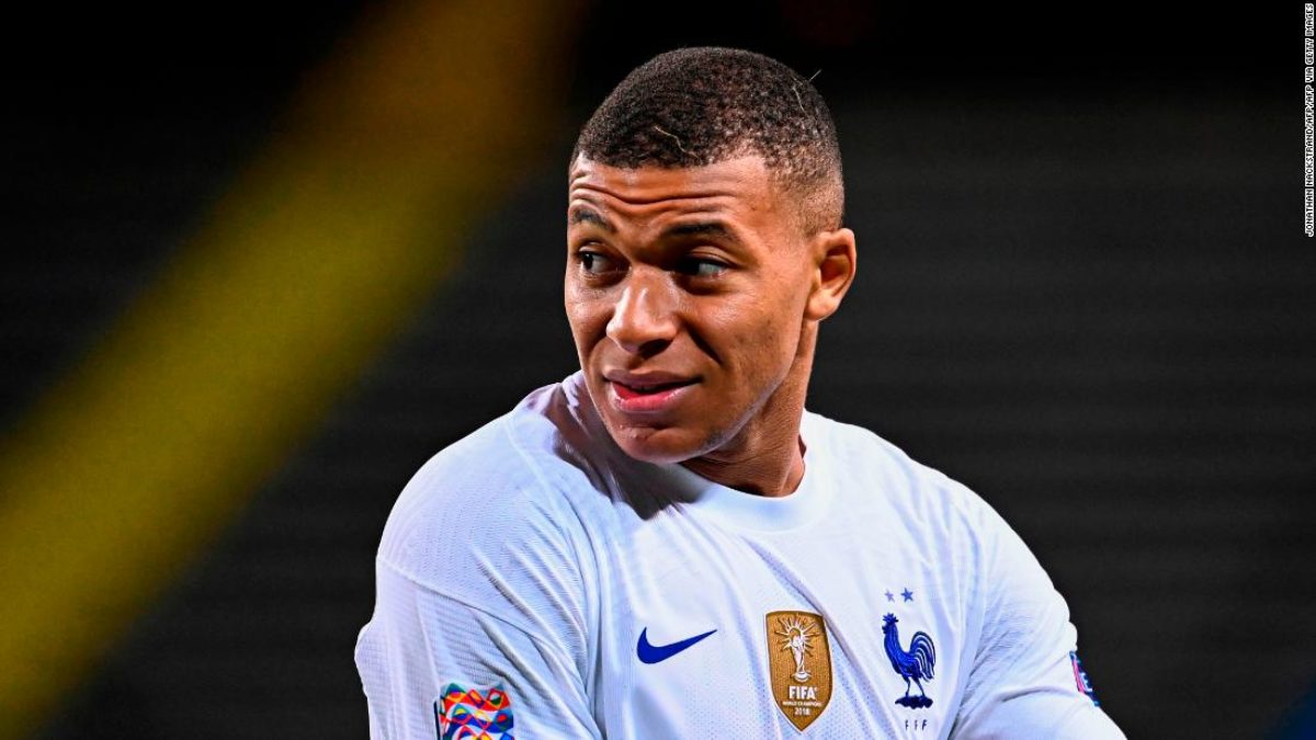 Jurgen Klopp steps up pursuit of Kylian Mbappe with promise of making him the club’s undisputed star