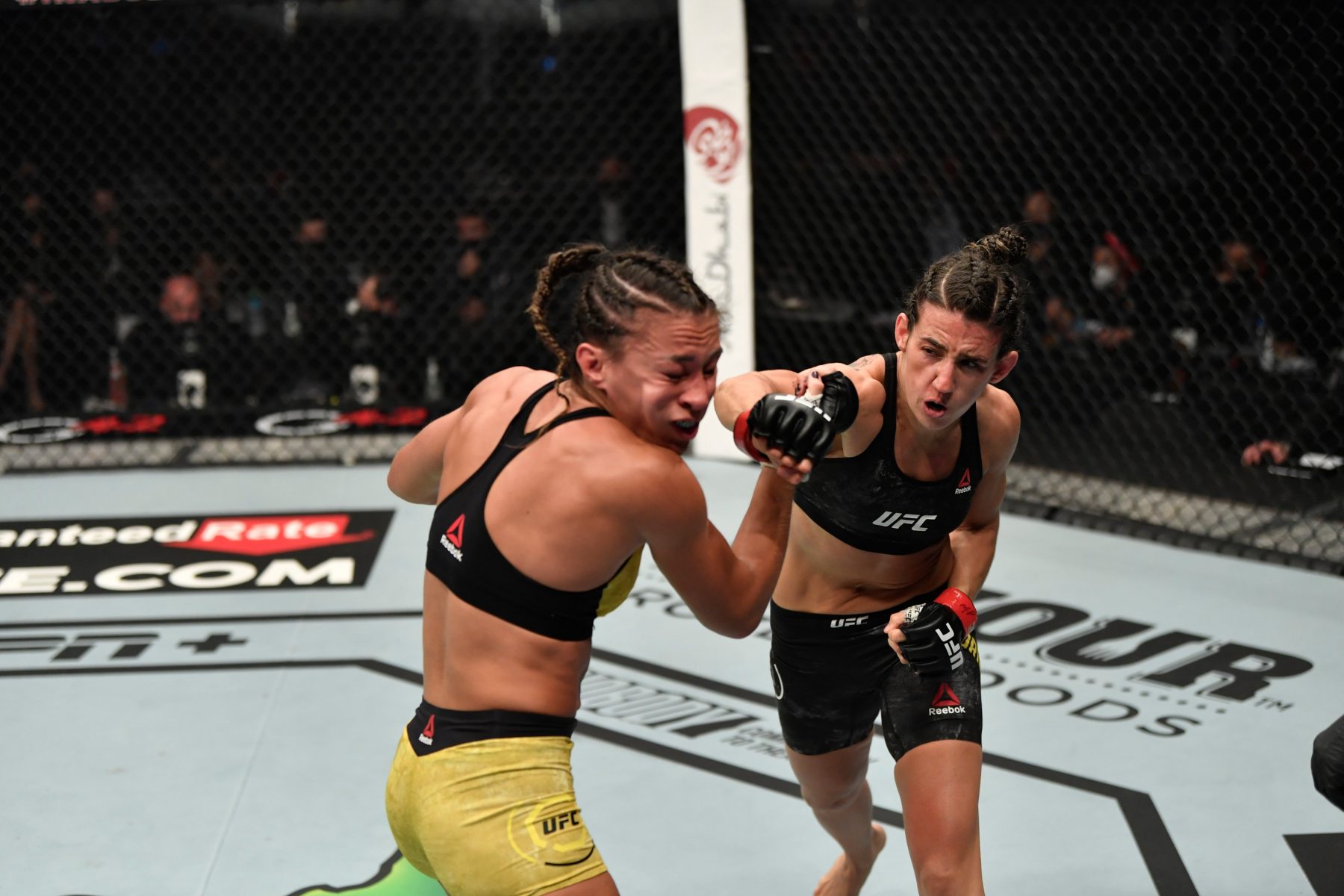 UFC 257 : Marina Rodriguez stuns Amanda Ribas via knockout in round 2!