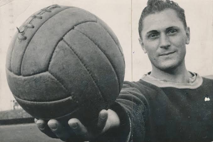 Czech FA claims Josef Bican scored 821 goals, disputing Ronaldo’s record