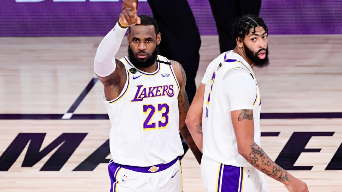 Anthony Davis and LeBron James lead the LA Lakers to hold off Atlanta Hawks