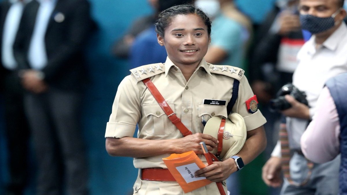 Hima Das gets inducted as DSP in Assam; will continue athletics career