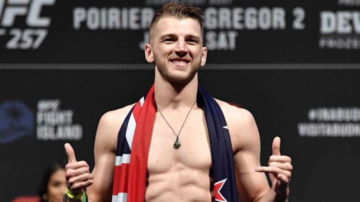 ‘That’s a fight I would like’ – Dan Hooker on fighting Rafael dos Anjos!