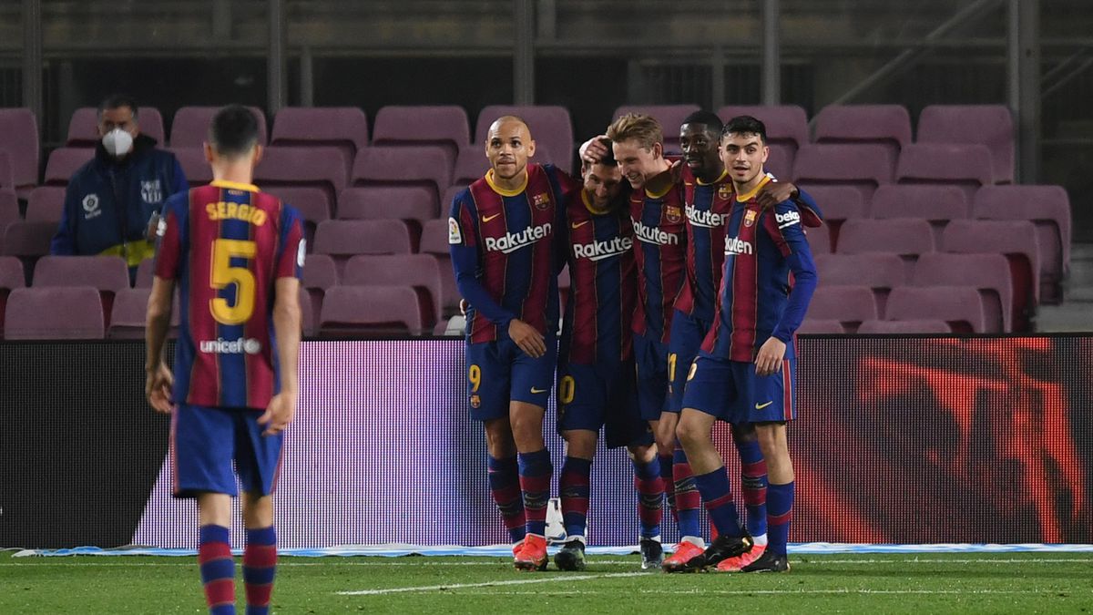 Barcelona win 3-0 against Elche, Koeman says win much required