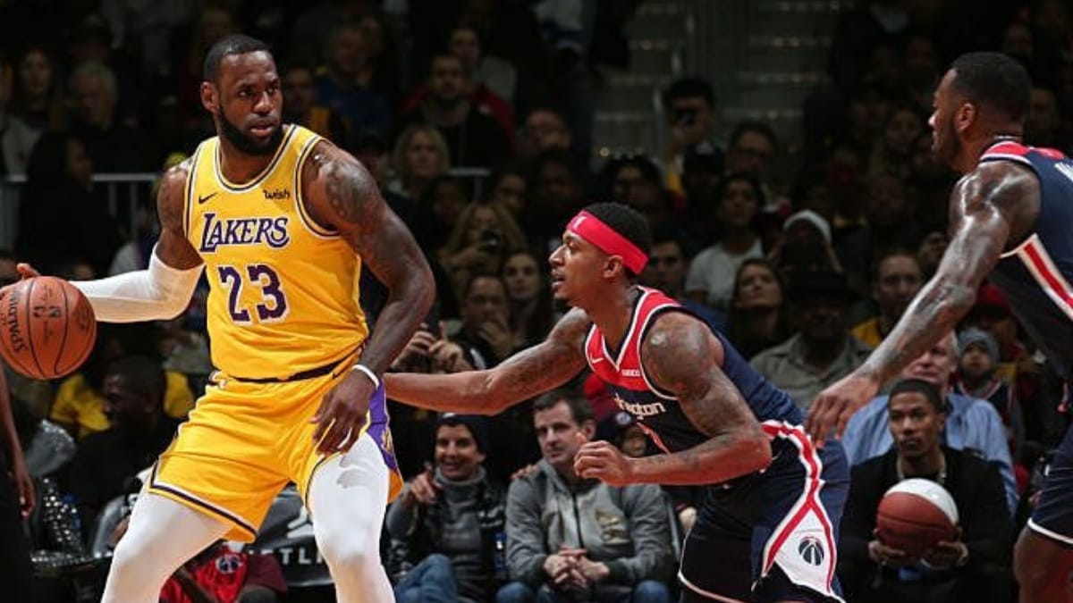 Washington Wizards win their 5th straight by holding off LA Lakers in OT