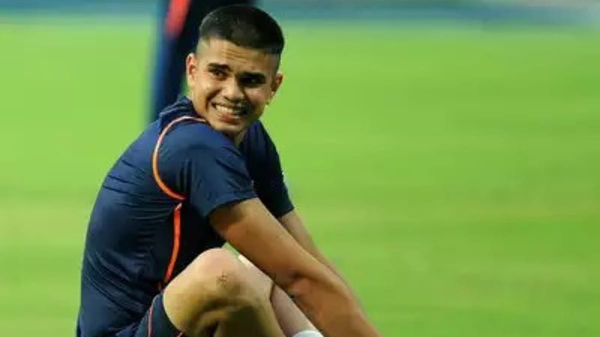 IPL 2021: WATCH – Arjun Tendulkar takes part in first Mumbai Indians nets session ahead of tournament