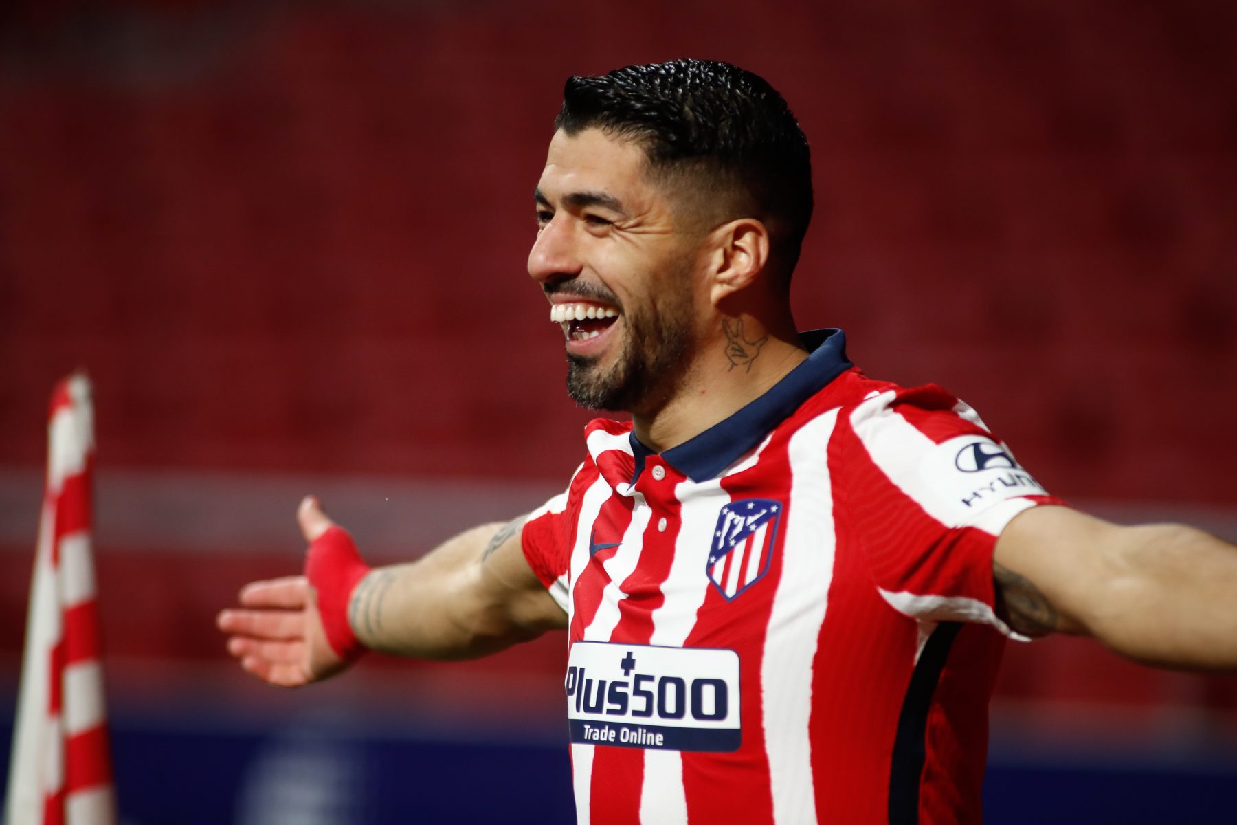 Luis Suarez continues his tremendous form for Atletico Madrid in the La Liga