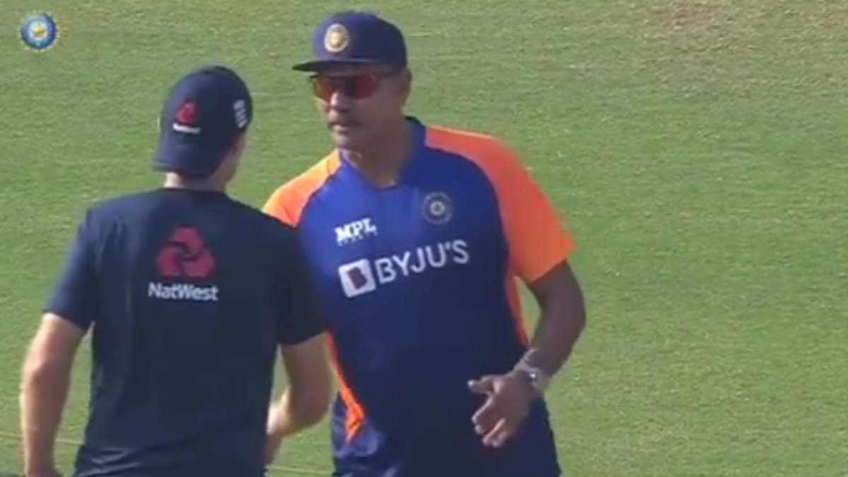 India vs England 2021: Watch as India’s head coach Ravi Shastri congratulates Joe Root for his double ton