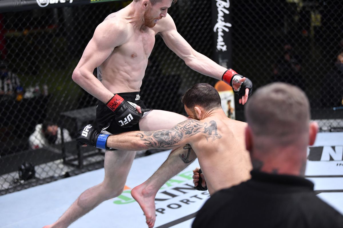 UFC Vegas 18 : Highlight reel finishes from Cory Sandhagen and Alexander Volkov see them win ‘Performance of the Night’ bonuses