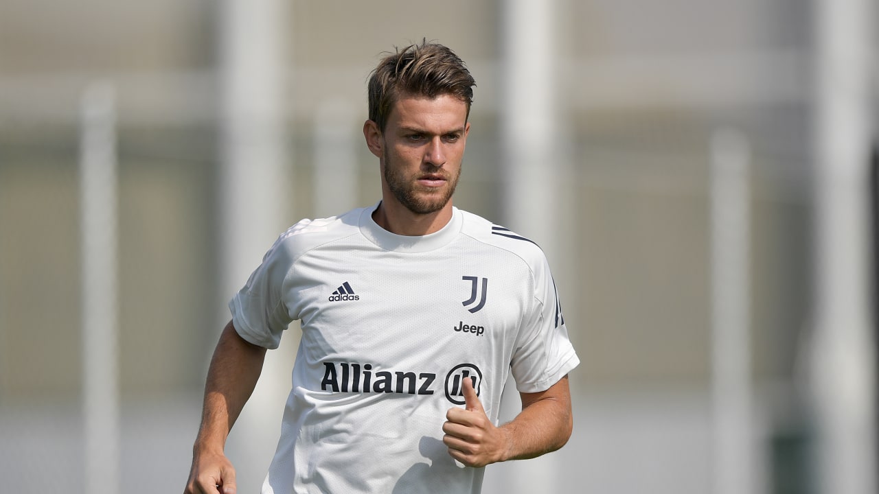 Daniele Rugani joins Cagliari for rest of the season on loan from Juventus