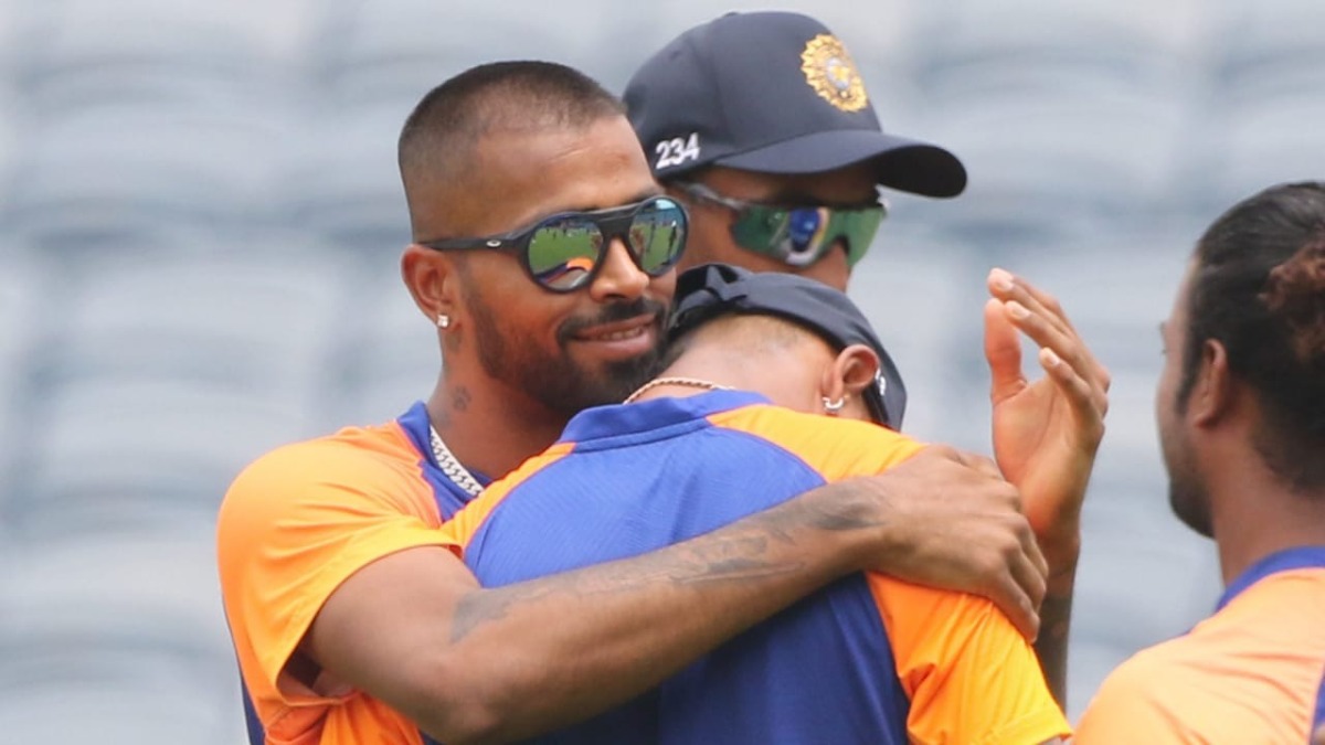 India vs England 2021: WATCH – Krunal Pandya gets emotional after receiving ODI cap from brother Hardik Pandya