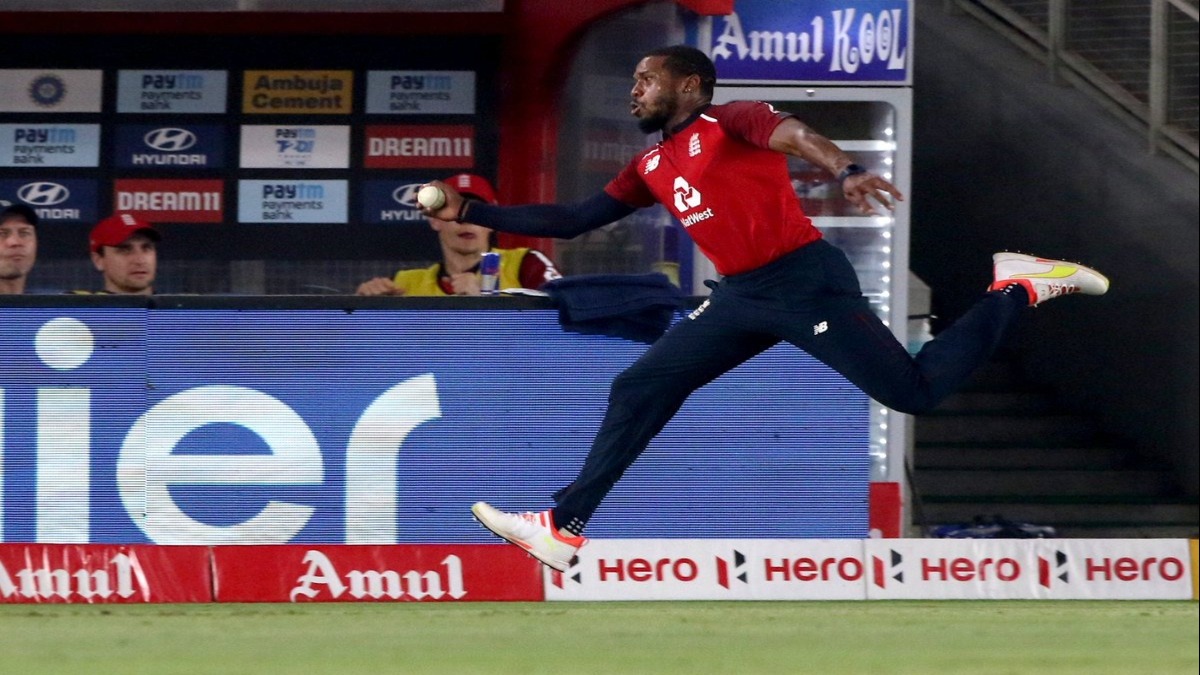 India vs England 2021: WATCH – Chris Jordan and Jason Roy combine to produce a stunning relay catch