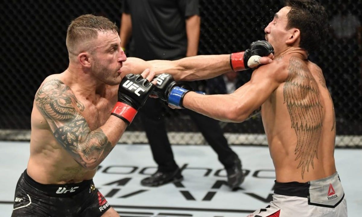 “Look, that fight is always going to be there. It’s always going to be a big fight, too,” Alexander Volkanovski says that the trilogy match with Max Holloway can happen at the right price