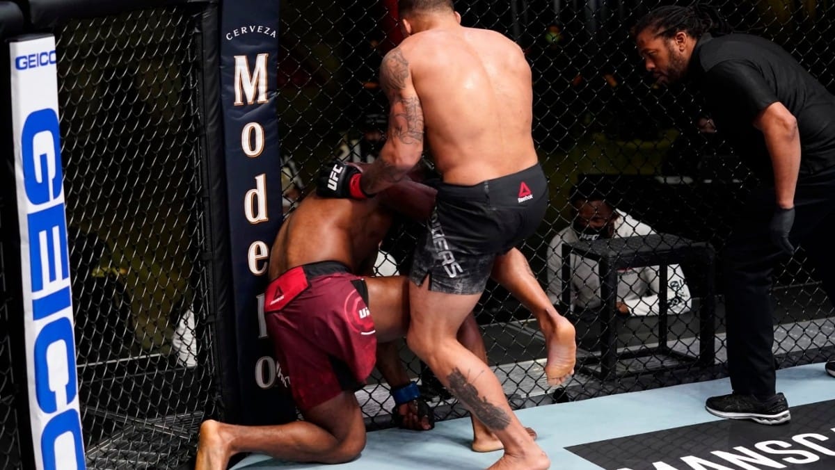 “Darren Stewart kind of baited him Eryk Anders into that knee,” says UFC VP Marc Ratners