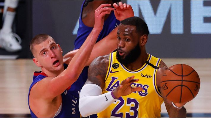 “It’s pure suffering to support this team” Fans lash onto Lakers after suffering 37-points blowout loss against raging Nuggets