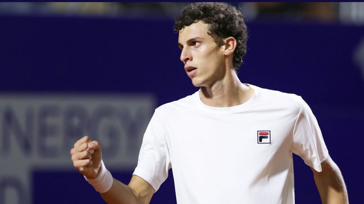 Argentine teenage sensation, Juan Manuel Cerundolo lifts the Cordoba Open title and breaks a 17-year old record