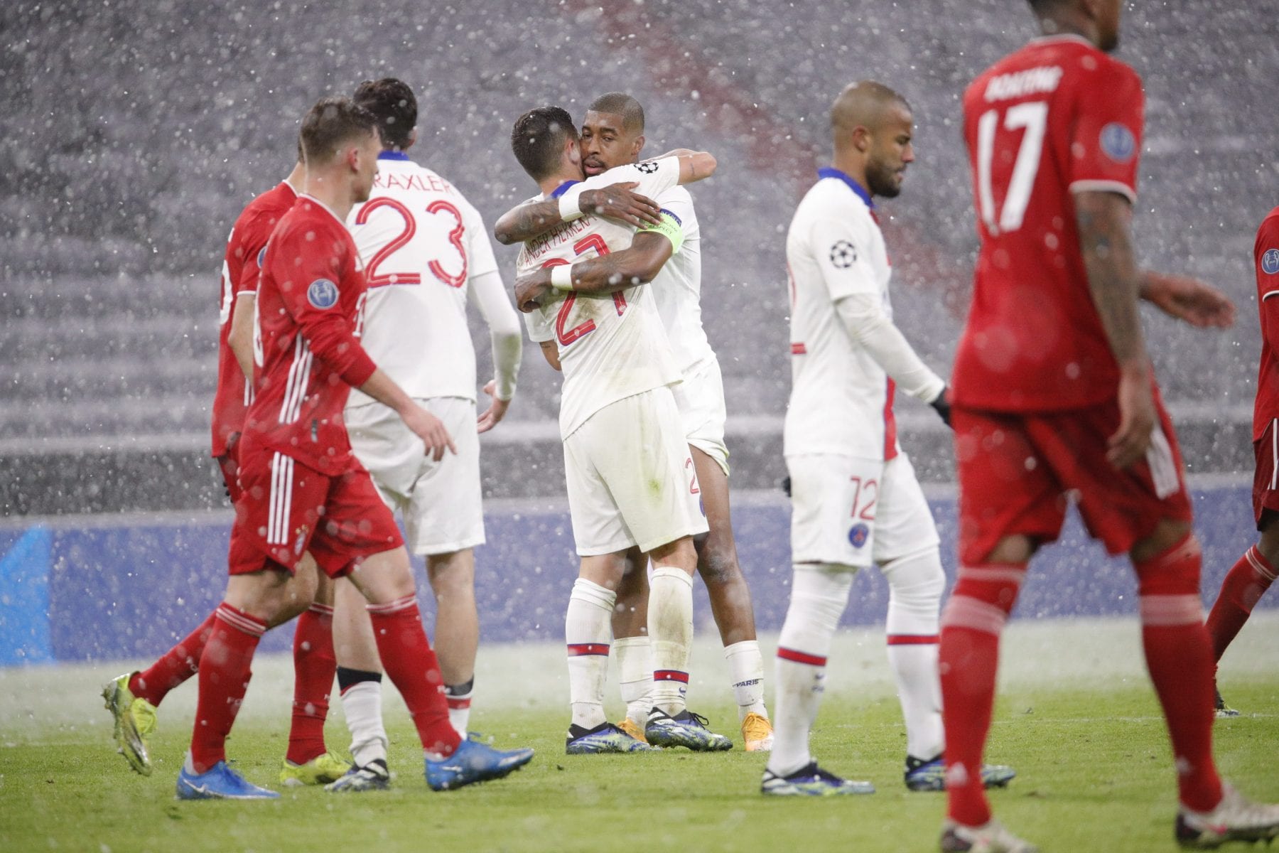 Paris Saint-Germain edge out Bayern Munich 3-2 in a goal fest in the first leg of the quarter finals