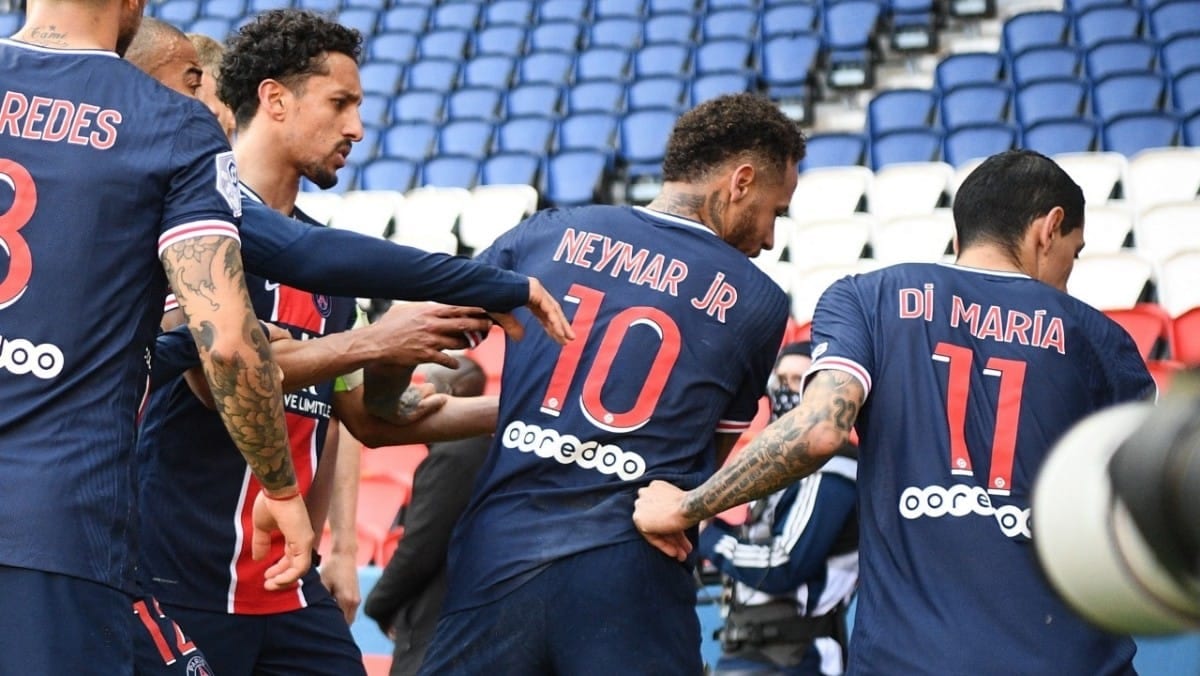 Paris Saint Germain lose 1-0 to Lille in top of the table clash in Ligue 1