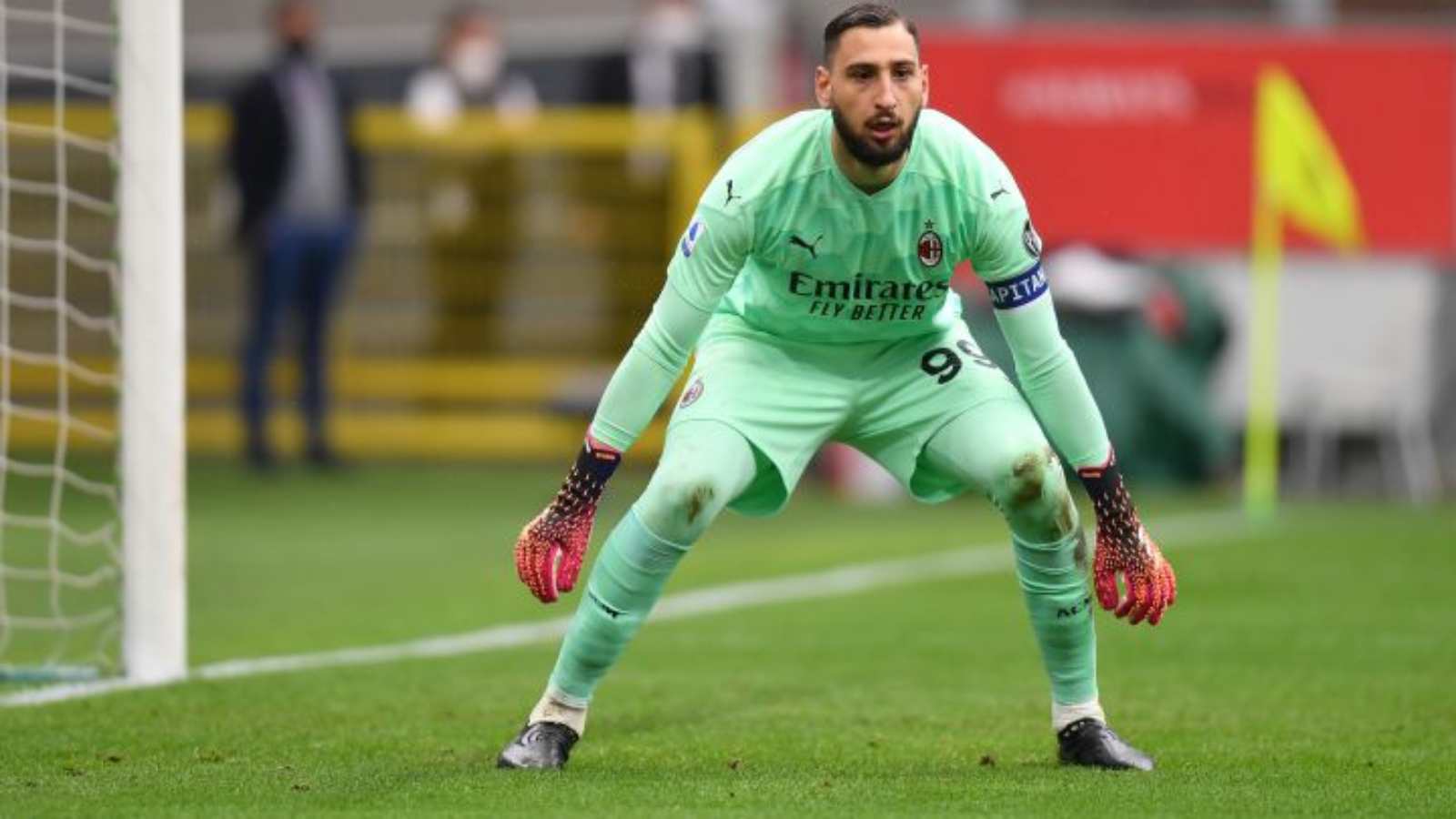 Gianluigi Donnarumma transfer news: Barcelona and Juventus interested in the player