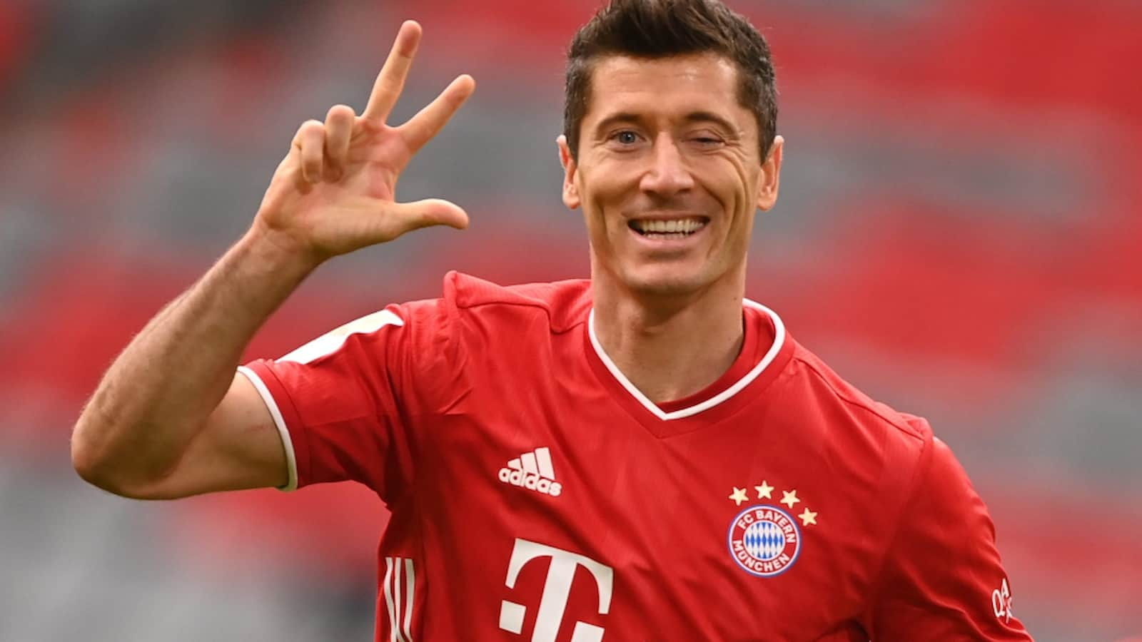 Robert Lewandowski breaks Bundesliga record for most goals as Bayern Munich win League title