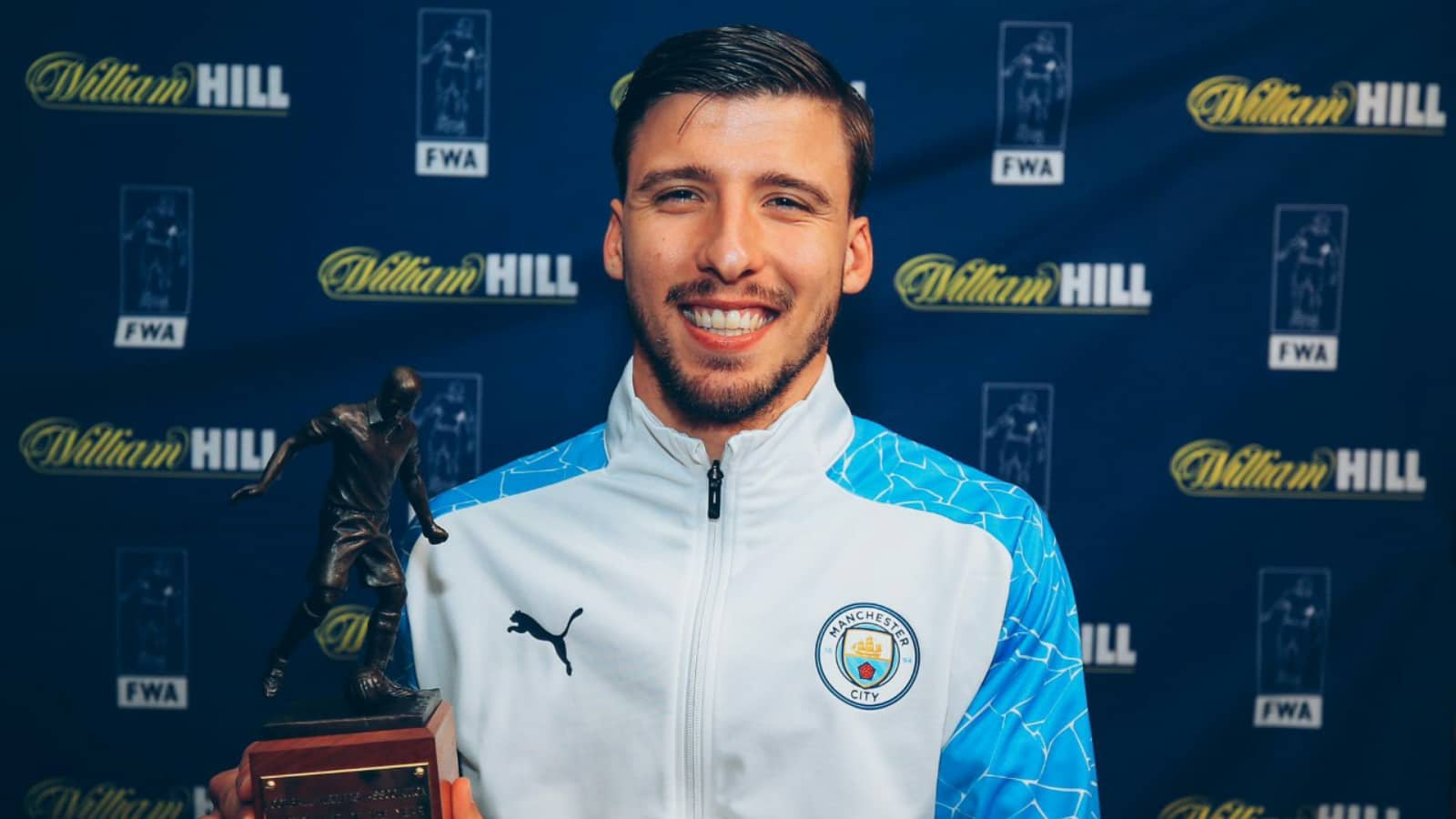 Manchester City defender Ruben Dias wins FWA Footballer of the year; becomes first defender to win award since 1989