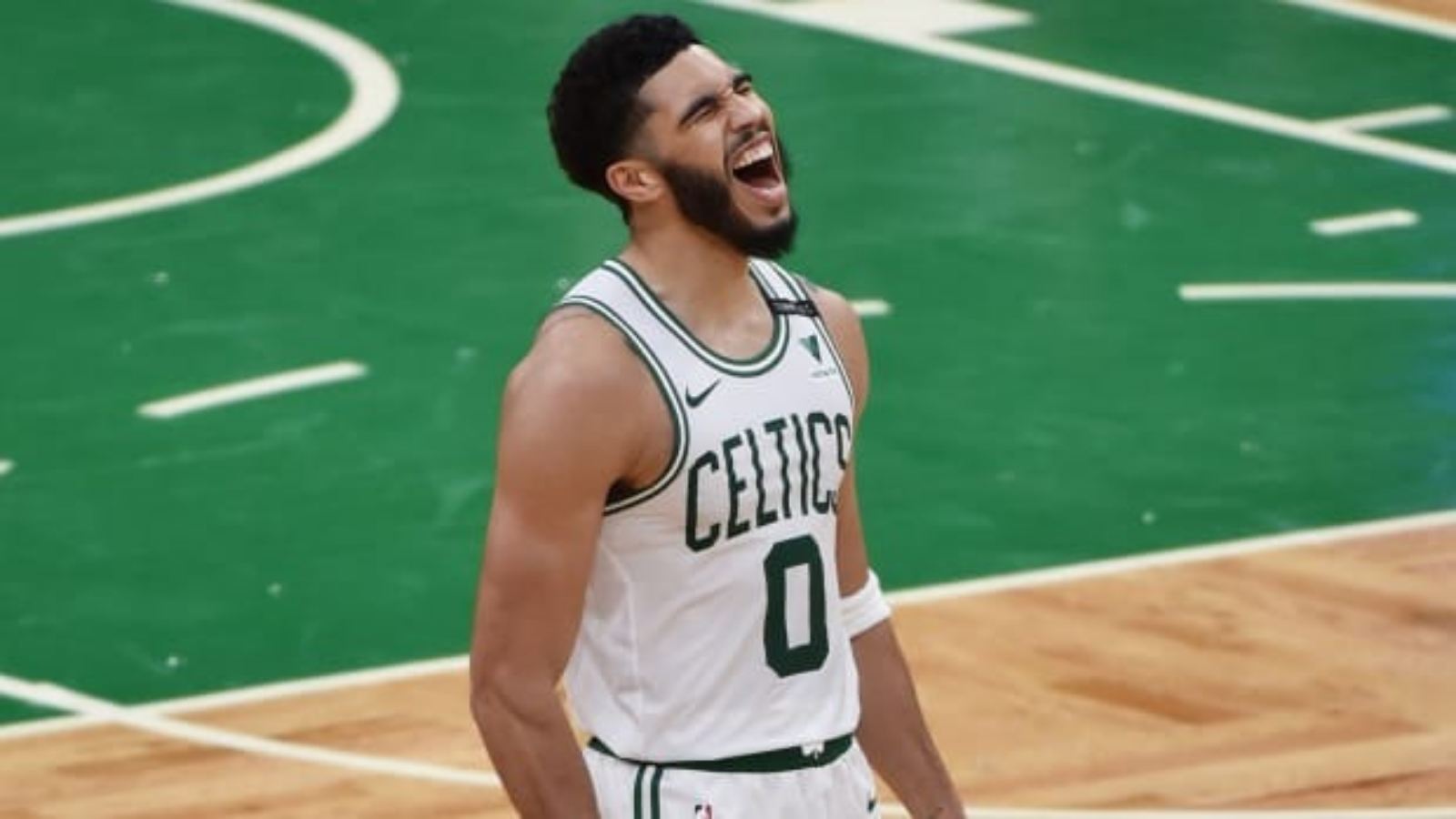 “Spin the world with him” NBA Twitter goes berserk as Jayson Tatum scores ‘most outrageous’ buzzer beater to secure Celtics win over Nets in Game 1 