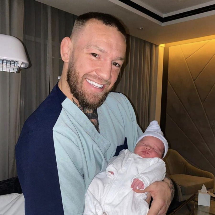 ‘Rían McGregor’ – Conor McGregor is now a dad of three!