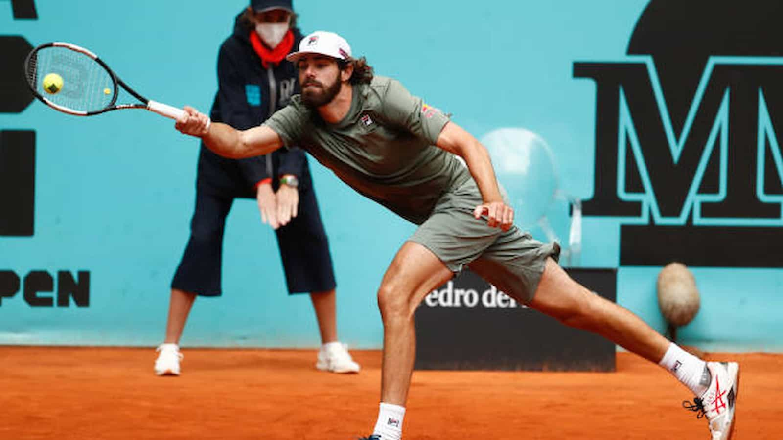 “I just wanted to get off the court,” – Reilly Opelka Opens up on his severe medical condition during the French Open 2022