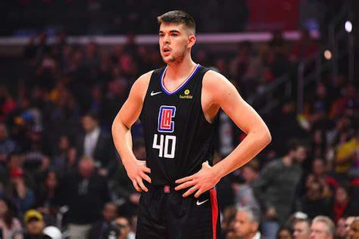 Los Angeles Clippers win 115-96 over Toronto Raptors in dominating fashion