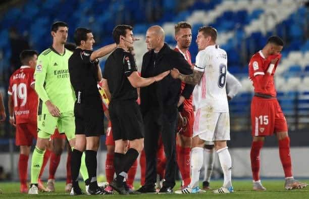 WATCH: Incredible scenes in La Liga – Penalty shout from Real Madrid ultimately ends up as a penalty for Sevilla