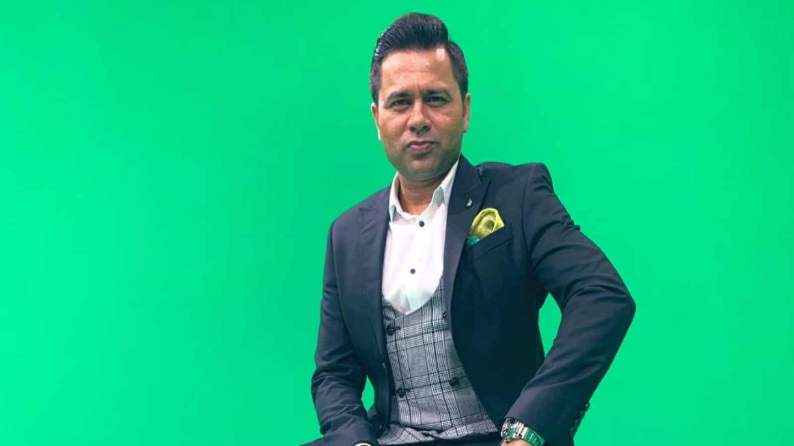 Aakash Chopra leaves out a big name in his squad for team India for South Africa Tests