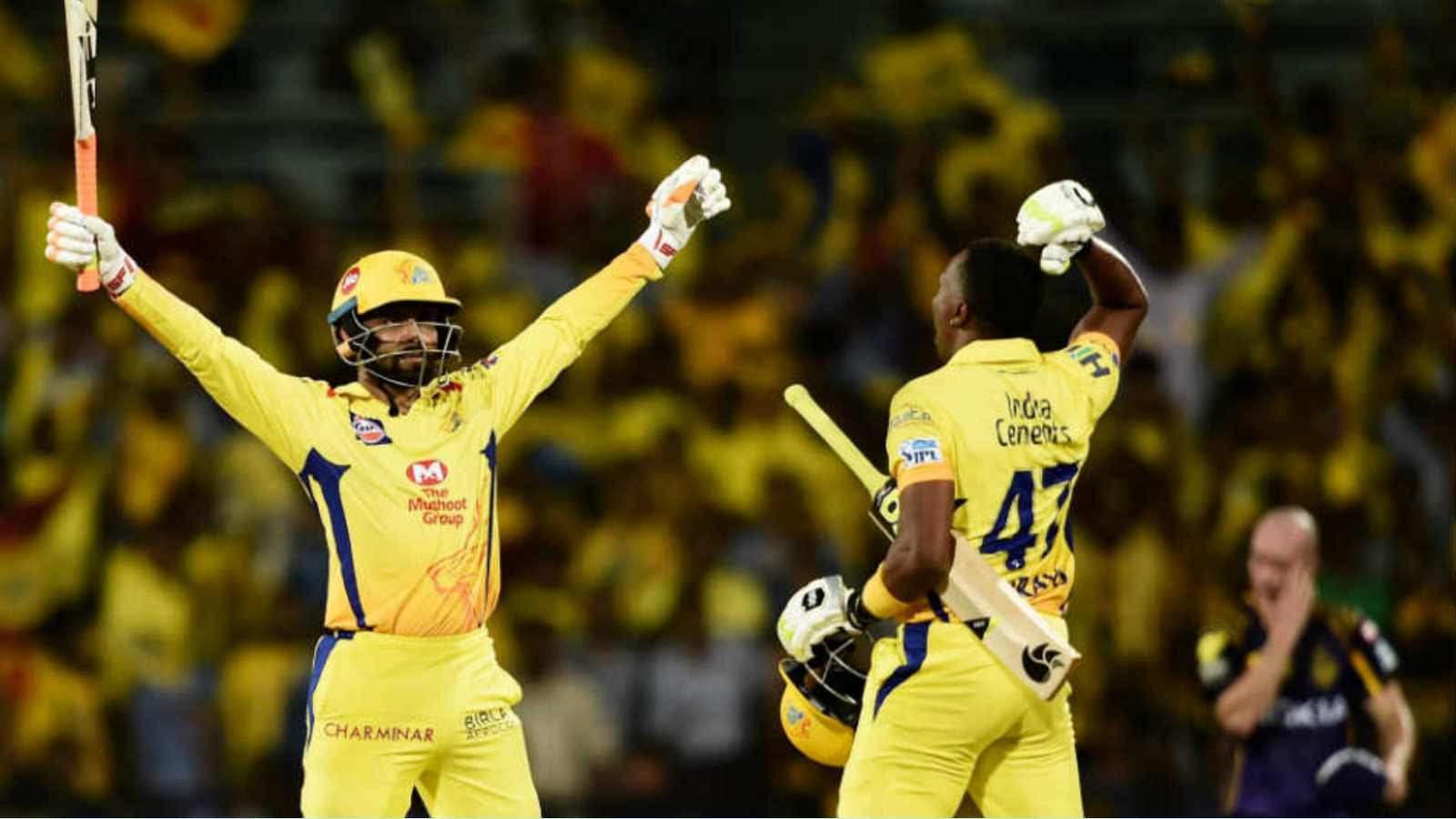 Ravindra Jadeja and Dwayne Bravo CSK